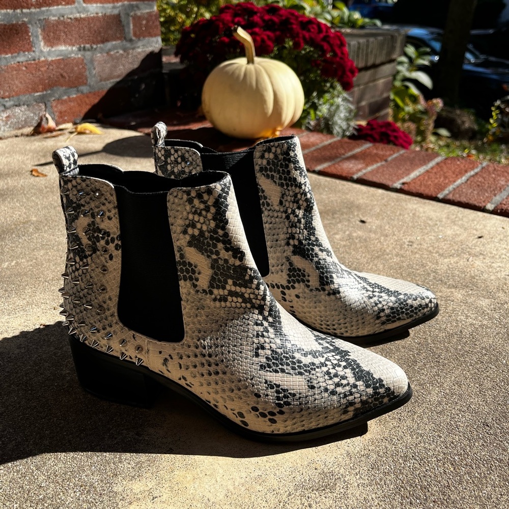 Design Lab Python studded boot size 7 unworn